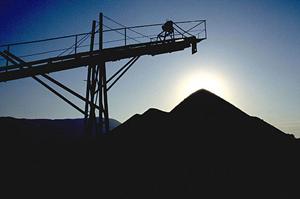 レーザー溶接なら東成エレクトロビーム