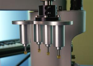 X線管球にもこだわりを見せるX線回折装置メーカー